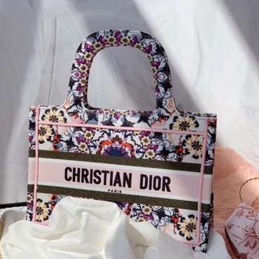 DIOR オブリークブック ディオール 高級 トートミニバッグ 花柄 偽バッグ 激安 BOOK TOTE キャンバス バッグ プレゼント 綺麗 人気 ファッション 名人愛用