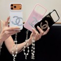 Chanel シャネルiphone18 17pro max 18pro ケースハイブランドブランドiphone18pro max 17plus 17pro max 16pro 18proカバーハイブランドアイフォン18pro 18plus 17promax ケース高品質ブランドiphone 18 18promax 17pro/16 pro maxケース