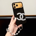 Chanel シャネルiphone18 17pro max 18pro ケースハイブランドブランドiphone18pro max 17plus 17pro max 16pro 18proカバーハイブランドアイフォン18pro 18plus 17promax ケース高品質ブランドiphone 18 18promax 17pro/16 pro maxケース
