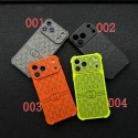 Gucci グッチブランドアイフォン18 17pro 16pro max 17e 14pro max/15ケース男女兼用iphone18 17 air 17 pro maxケースジャケット型ブランドレディースメンズグッチiphone 18/17/16 pro maxケースブランドパロディーハイブランドアイフォン18pro 18plus 17promax ケース高品質