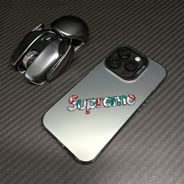 Supreme シュプリームアイフォンiphone18 17pro max 18pro ケースハイブランドブランドアイフォン18 17pro 16pro max 17e 14pro max/15ケースレディースiphone18 17 air 17 pro maxケースブランドレディースメンズ