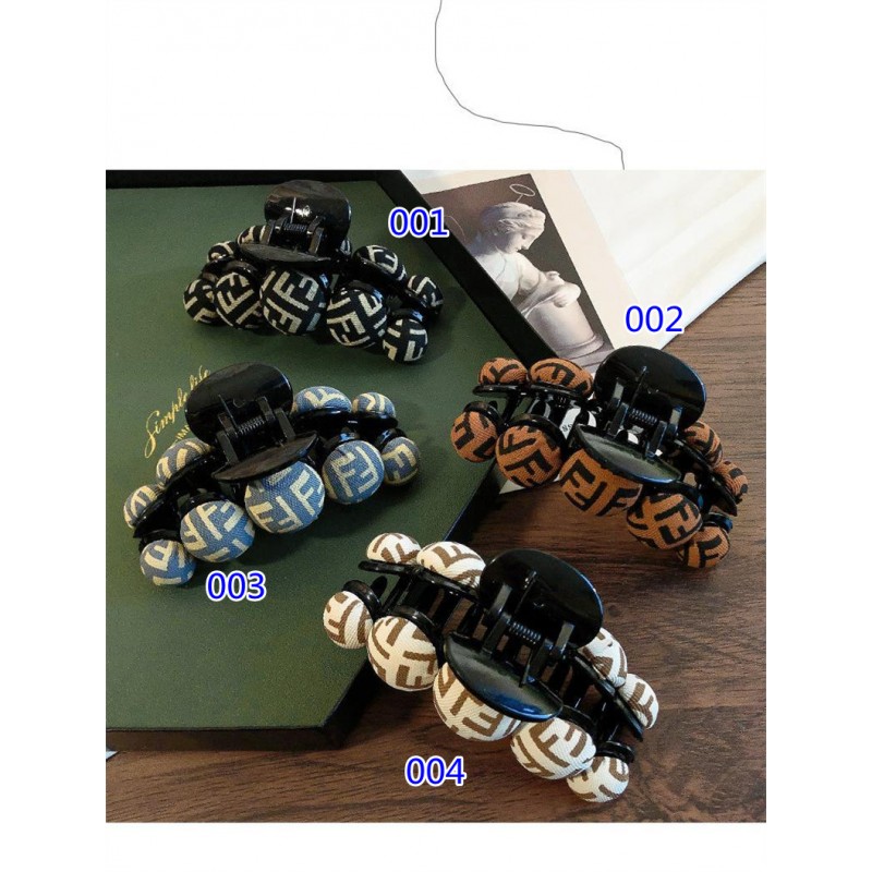 Fendi フェンディ ヘアクリップ バナナクリップ ヘア