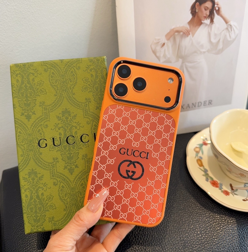 Gucci グッチiphone18 17pro max 18pro ケース
