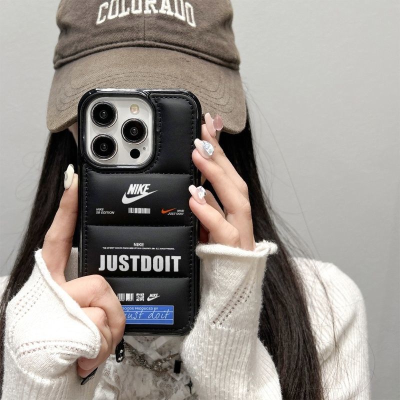 ナイキブランドレディースメンズハイブランドアイフォン18pro 18plus 17promax ケース
