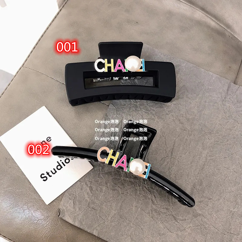 シャネル ヘアクリップブランドCHANEL バナナクリップ