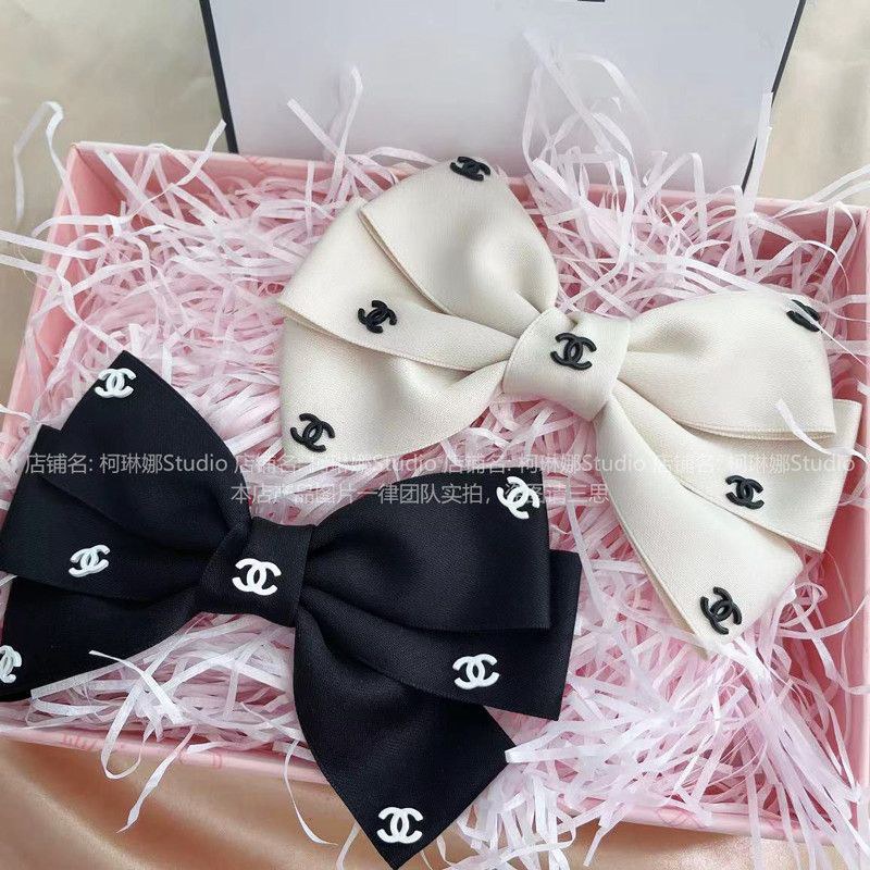 Chanel シャネルブランドヘアバンドレディースカチューシャ