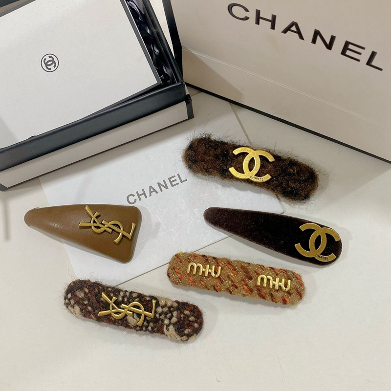 Chanel シャネルカチューシャブランドかわいい