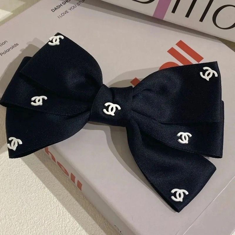 Chanel シャネルバレッタカチューシャブランド