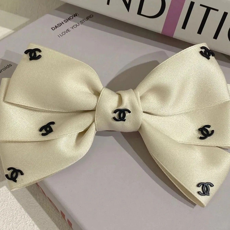 Chanel シャネルバレッタハイブランドヘアアクセサリー髪飾り