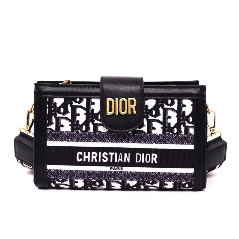 ショルダーバッグディオールDior